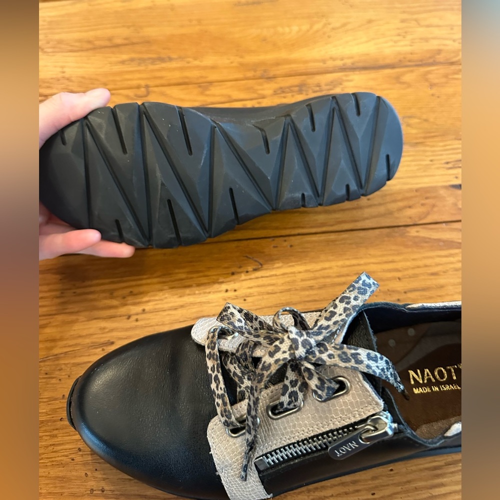 Naot shoes - Picture 6 of 6